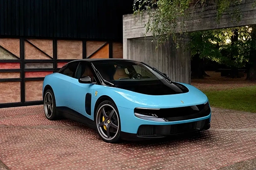 Ferrari Luce