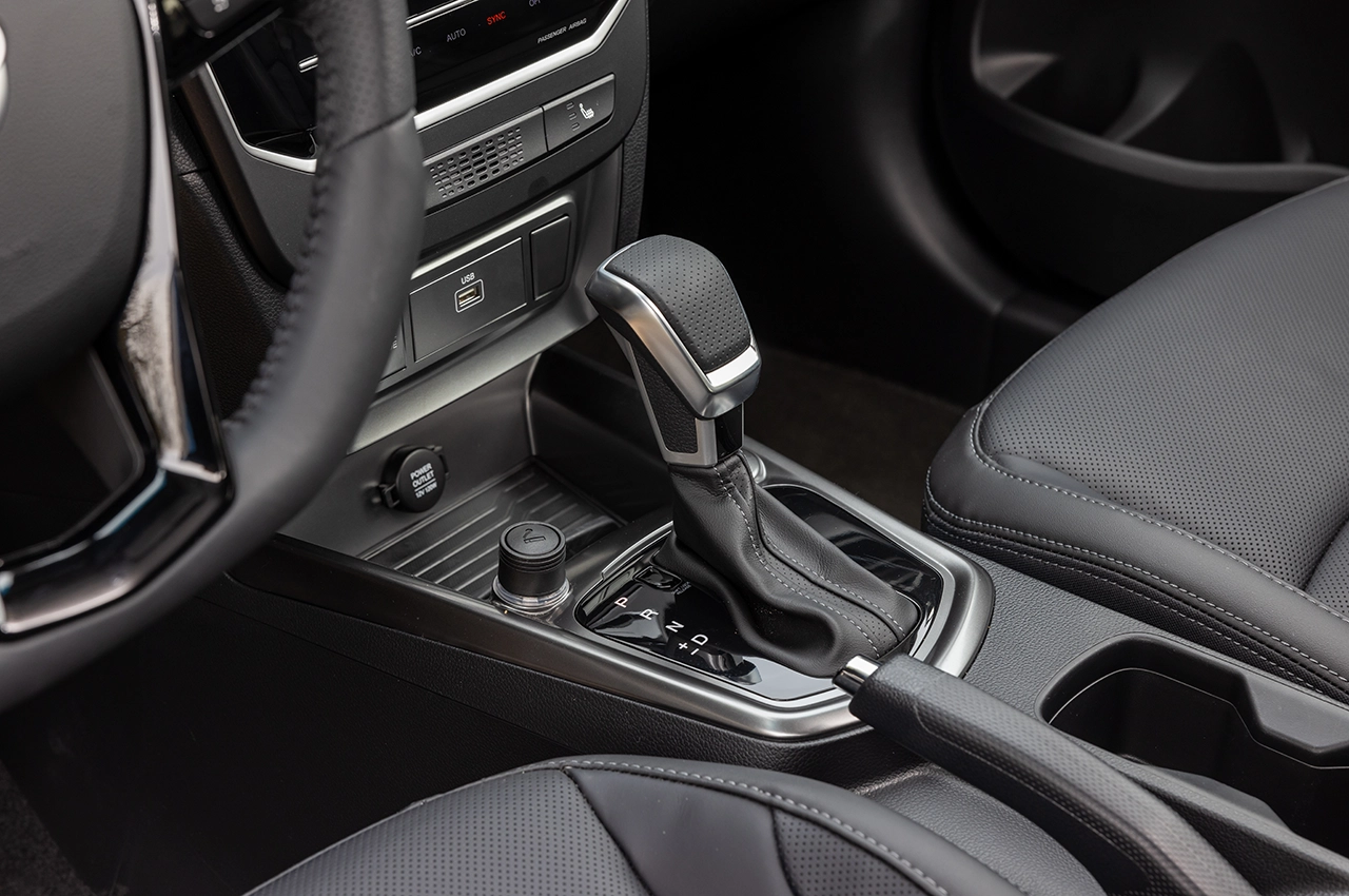 AutomobileFa kgm tivoli 14050314 4