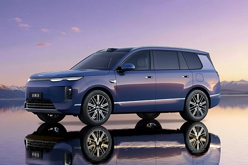 BYD Sealion 08