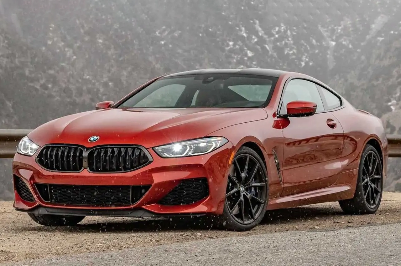   BMW  8 Series