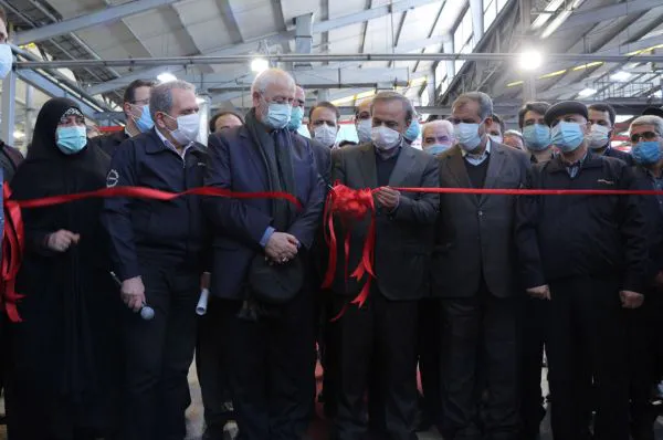 کامیونت ایرانی شیلر 8 تن رونمایی و خط تولید انبوه مینی‌بوس پگاسوس افتتاح شد