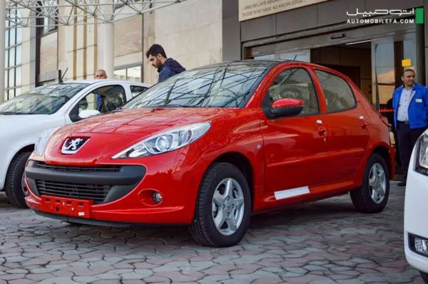 فروش فوری پژو 207i و 3 محصول دیگر ایران خودرو با سند آزاد
