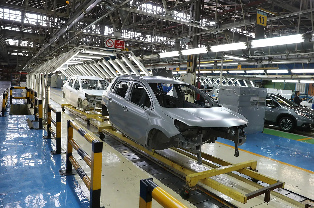 100,000 خودروی ناقص در کارخانه‌های خودروسازی