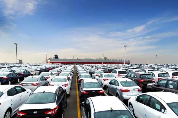 واردات شبانه بیش از 6 هزار خودرو