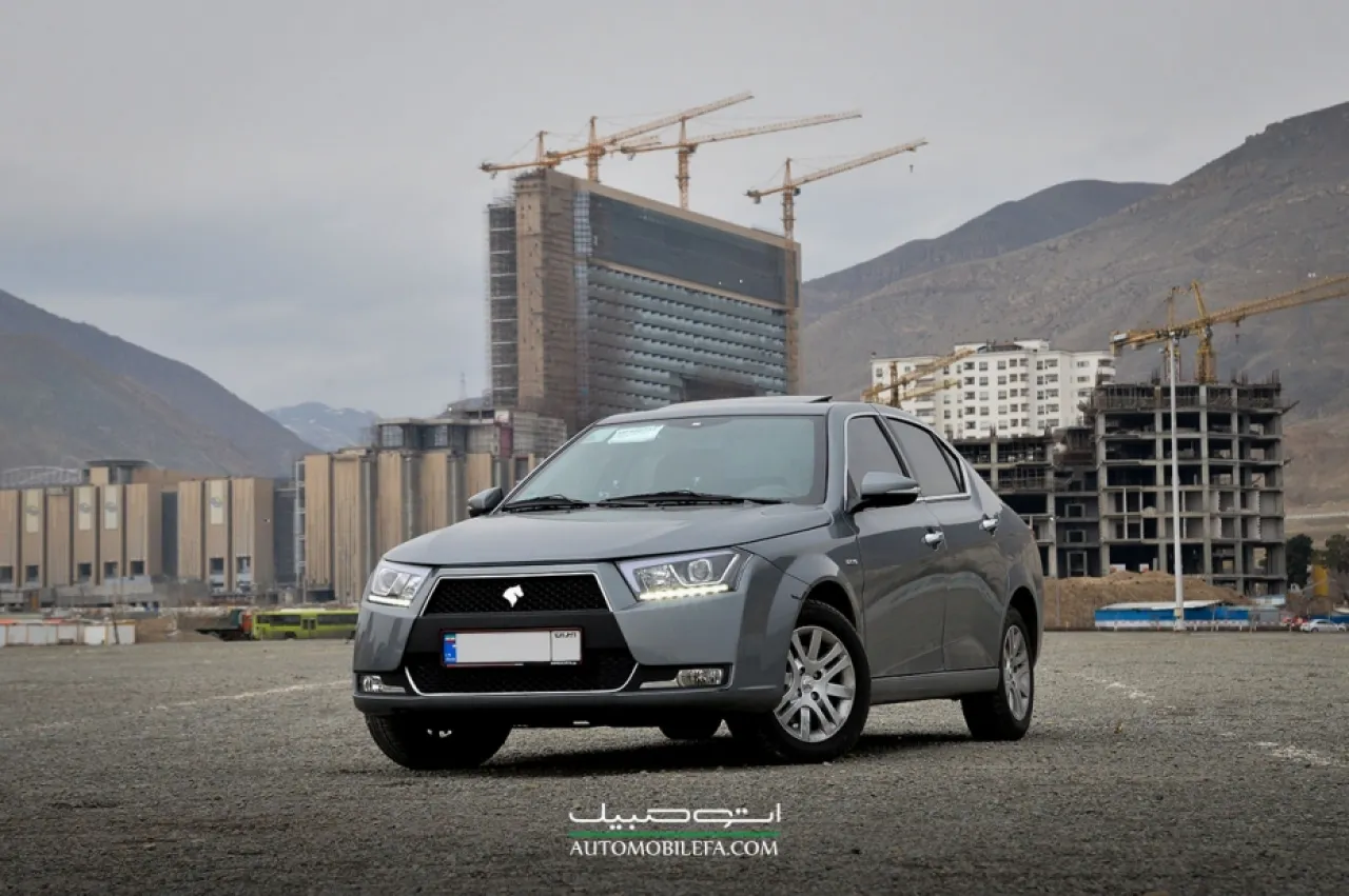 معمای پارکینگ‌های پر از اتومبیل ایران خودرو چه بود؟