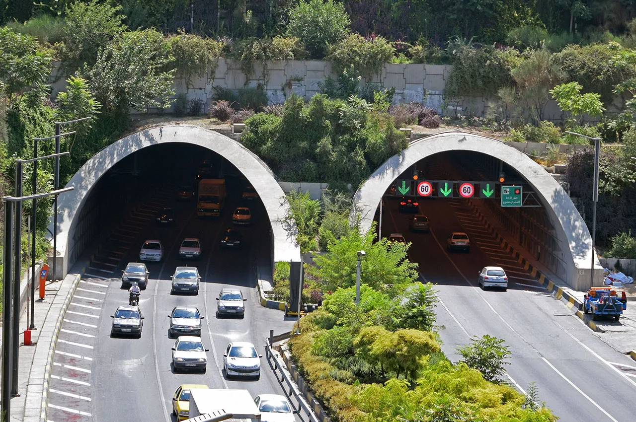 ورود موتورسیکلت‌ به تونل‌‌‌های تهران ممنوع شد